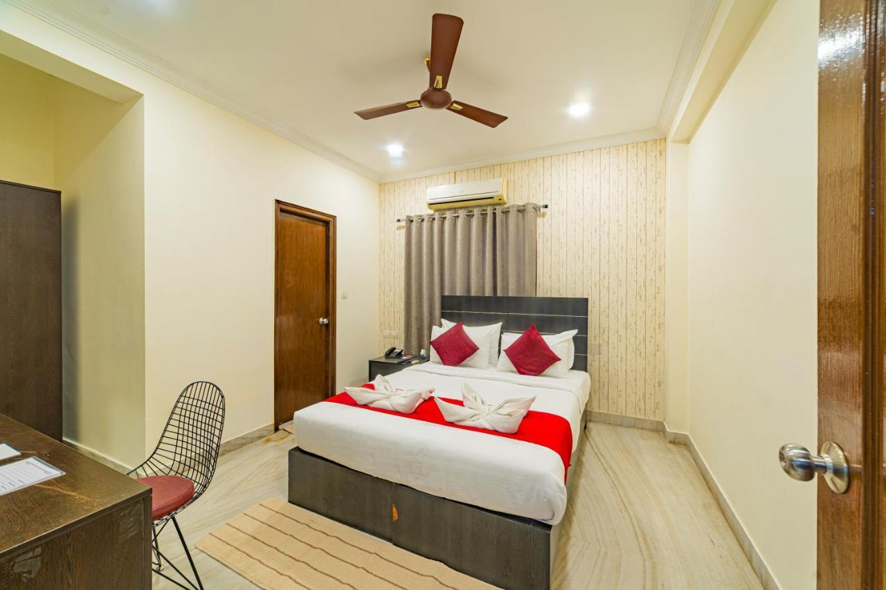 Hotel Athome , Whitefields, Kondapur Hyderabad Eksteriør bilde