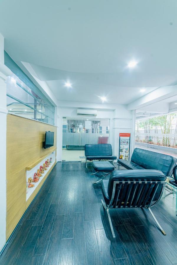 Hotel Athome , Whitefields, Kondapur Hyderabad Eksteriør bilde