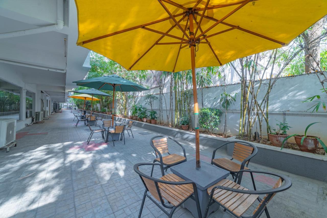 Hotel Athome , Whitefields, Kondapur Hyderabad Eksteriør bilde