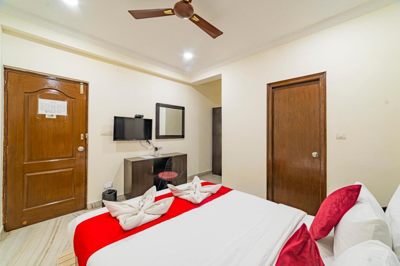 Hotel Athome , Whitefields, Kondapur Hyderabad Eksteriør bilde