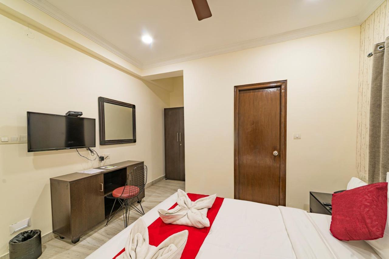 Hotel Athome , Whitefields, Kondapur Hyderabad Eksteriør bilde