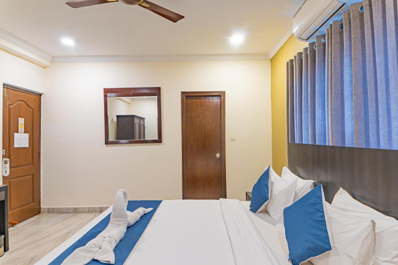 Hotel Athome , Whitefields, Kondapur Hyderabad Eksteriør bilde